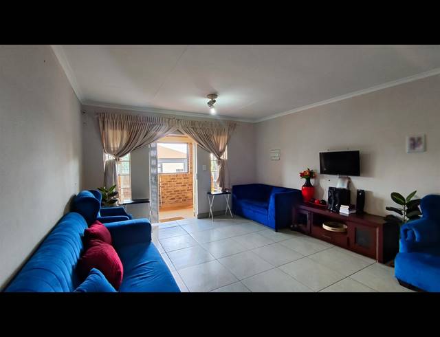 3 BEDROOM SECTIONAL TITLE FOR SALE IN TERENURE